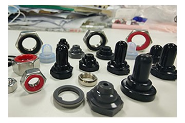 Compression Mold Manufacturing: From Concept to Final Product